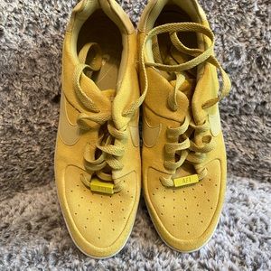 Womens Air Force 1 Sage Low 'Celery Size 10